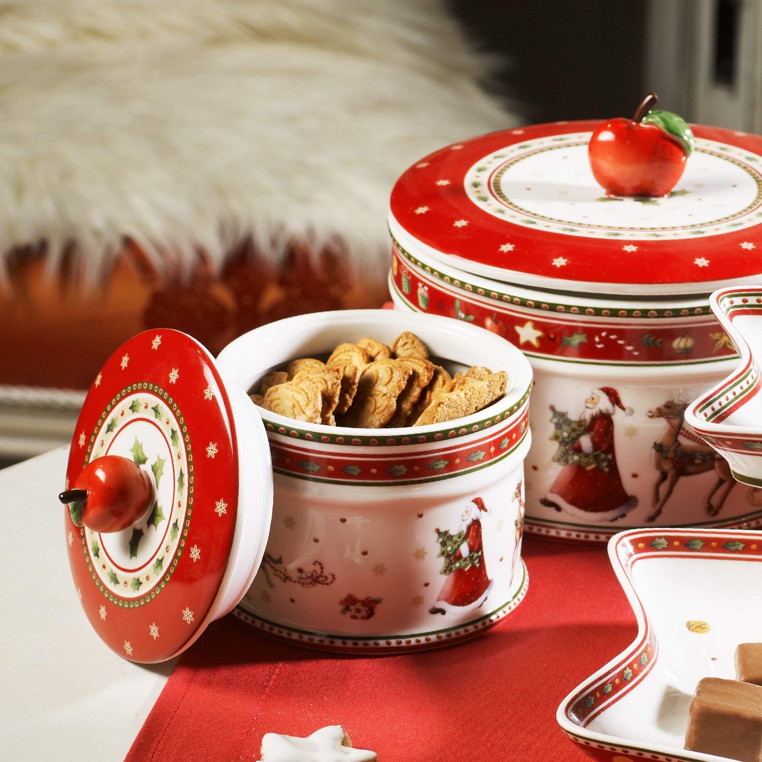 Villeroy & Boch Winter Bakery Delight 12 x 11 cm Small Pastry Box, White - Image 2