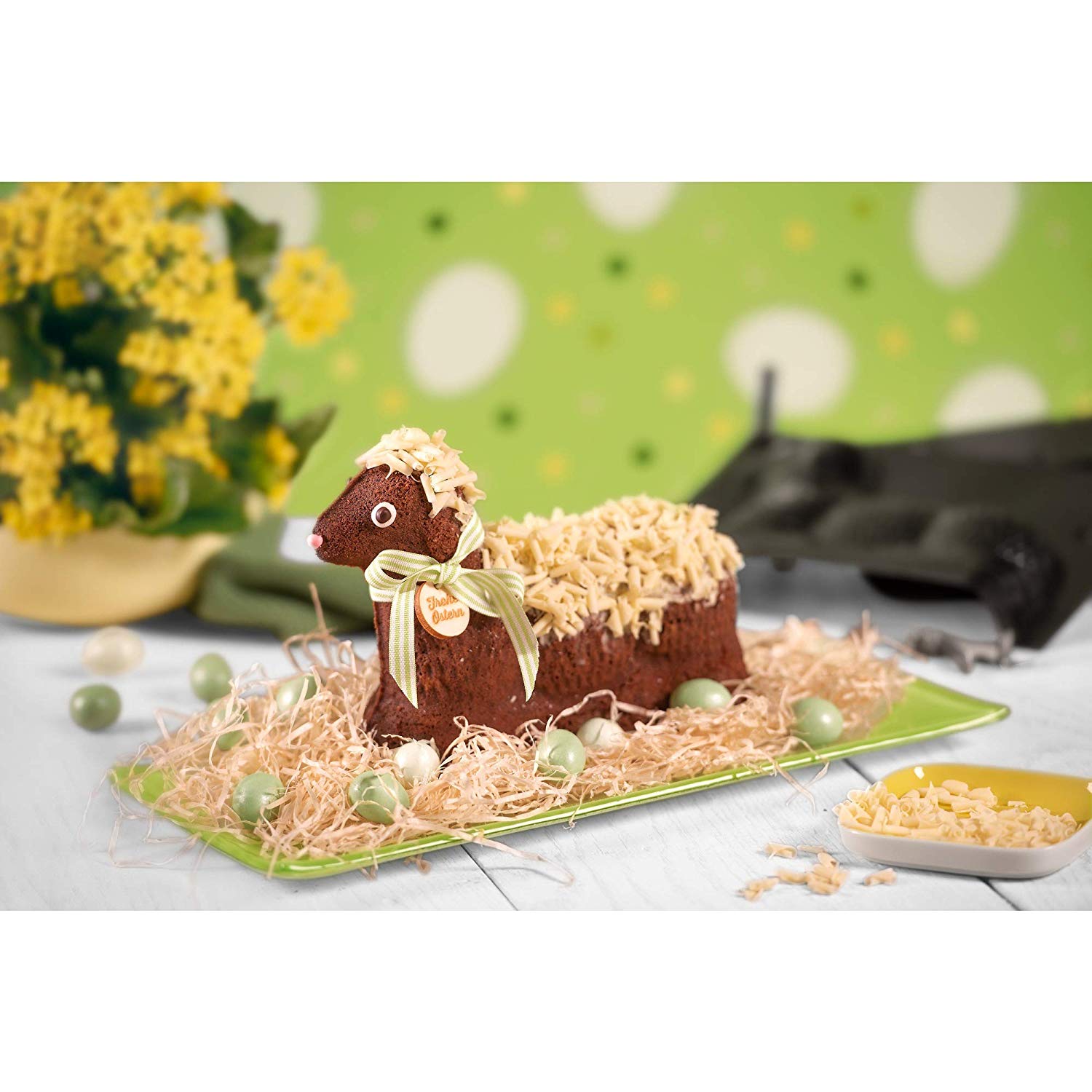 Kaiser 'Osterbäckerei' (Easter Bakery) 658902 Lamb-Shaped Cake Mould 0.7 L, Black, Lammform - Image 3