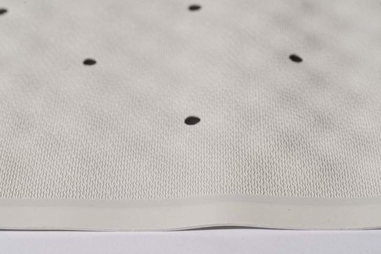 Croydex AG182622 Hygiene 'N' Clean Anti-Bacterial Slip-Resistant Large Natural Rubber Suction Long Bath Mat, 37 x 90 cm, White - Image 4
