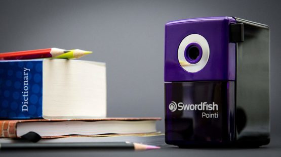 Swordfish ‘Pointi’ Desktop Manual Pencil Sharpener with Helical Blade and Auto Stop Function [40235] - Image 4
