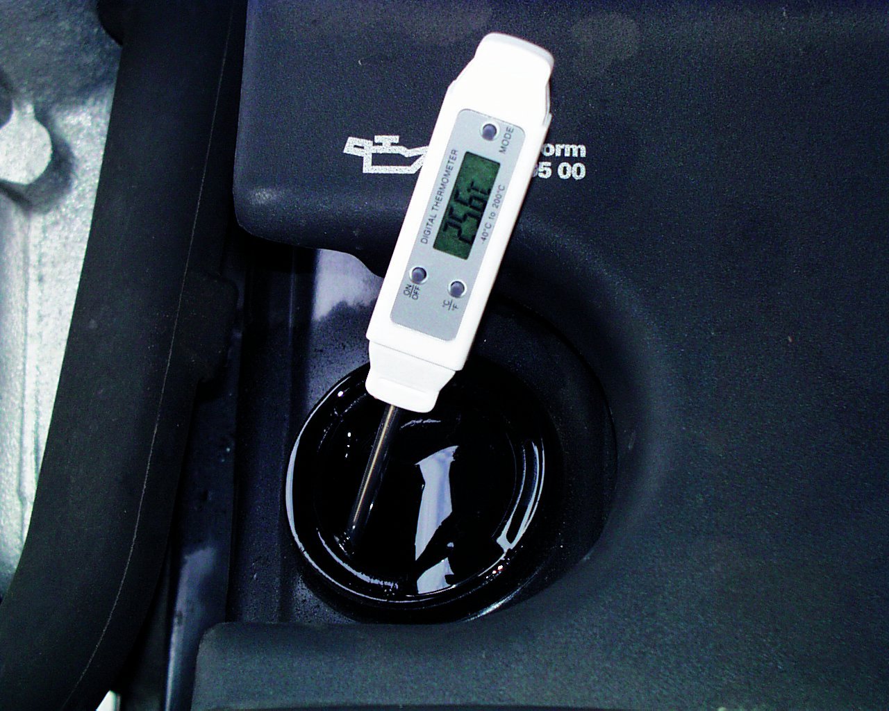TFA Probe Thermometer, White, L 20 x B 16 x H 205 mm - Image 4