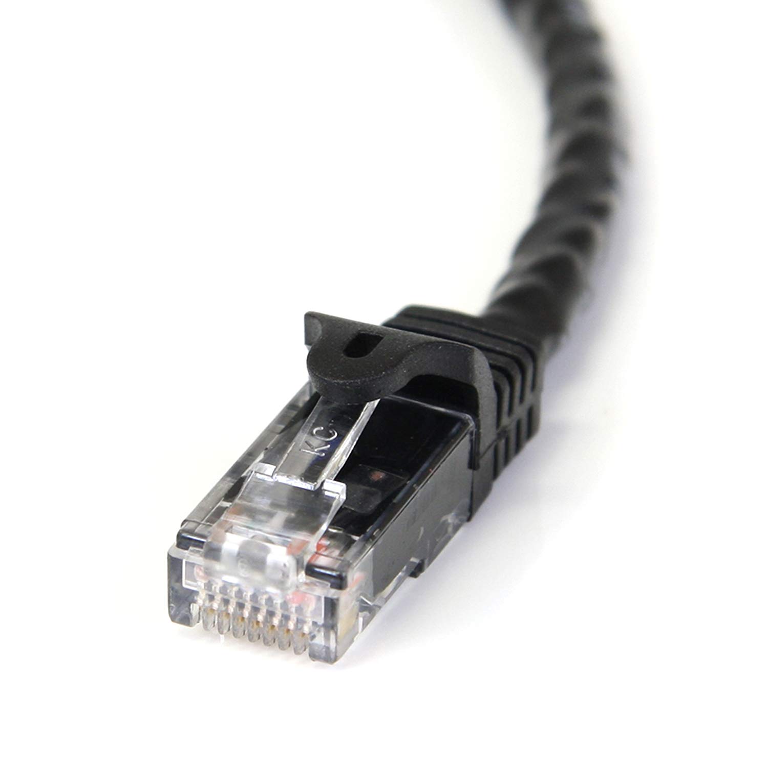 StarTech.com Cat6 Ethernet Cable, 100 ft, Black, Patch Cable, Snagless Cat6 Cable, Long Network Cable, Ethernet Cord - Image 2