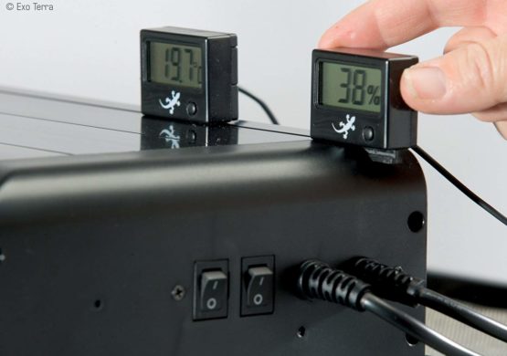 Exo Terra Digital Hygrometer - Image 3