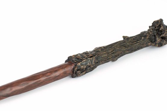 The Noble Collection Harry Potter Wand in Ollivanders Box 14.9 inch (38cm) Harry Potter Wand With Replica Ollivanders Wand Box - Harry Potter Film Set Movie Props Wand - Image 3