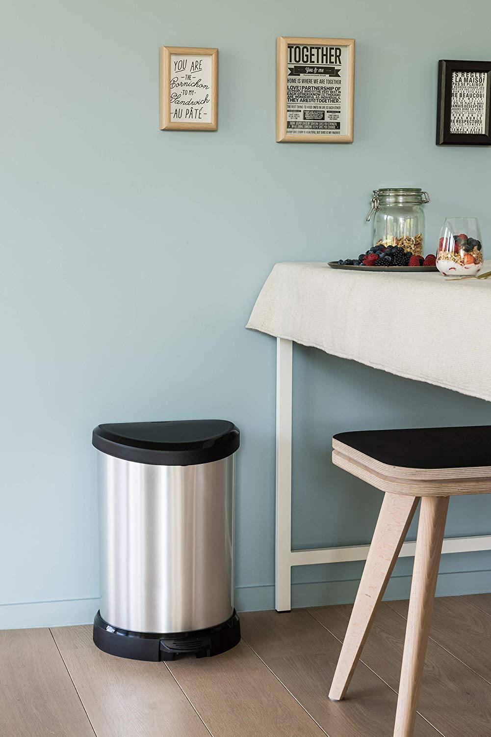 CURVER 20 Litre Metal Effect Pedal Deco Bin, Silver - Image 4