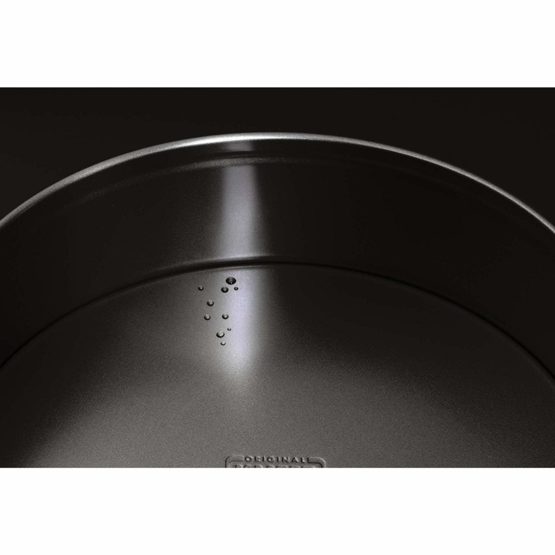 KAISER Pâtisserie mini heart-shaped springform pan, Ø 11cm. Good non-stick coating, leak-proof, attractive 11cm miniature design - Image 4