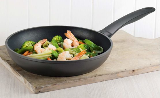 Kuhn Rikon 31267 Easy Induction Non-Stick Frying Pan, 22 cm, Black - Image 2