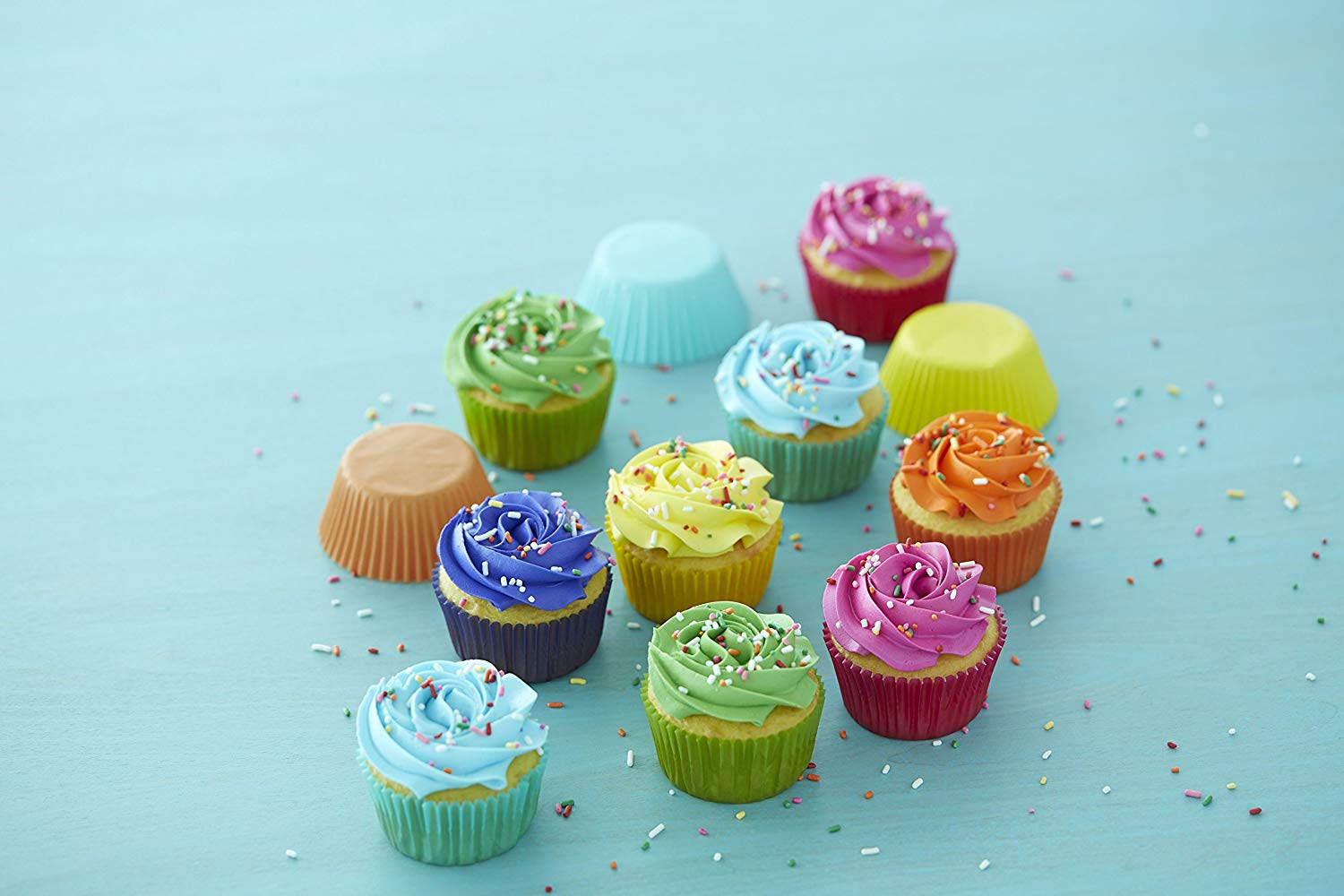 Wilton Baking Cases, Bright, Standard, pack of 300 - Image 3