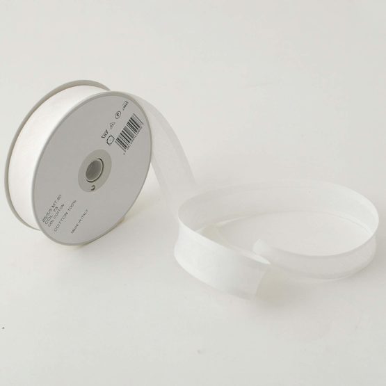 Inastri 25/5/5 mm Cotton Bias Binding, Bridal White - Image 3