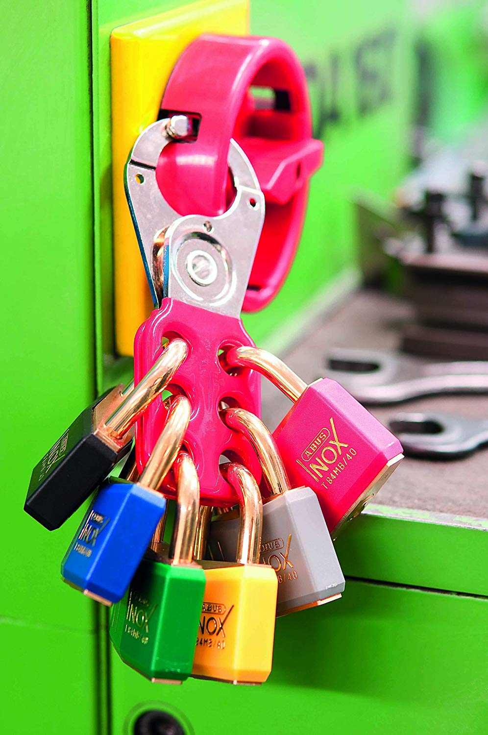 ABUS 33551 1-inch Steel Lock Off Tag Out Hasp with Shackle Clearance and Clamp - Red - Image 3