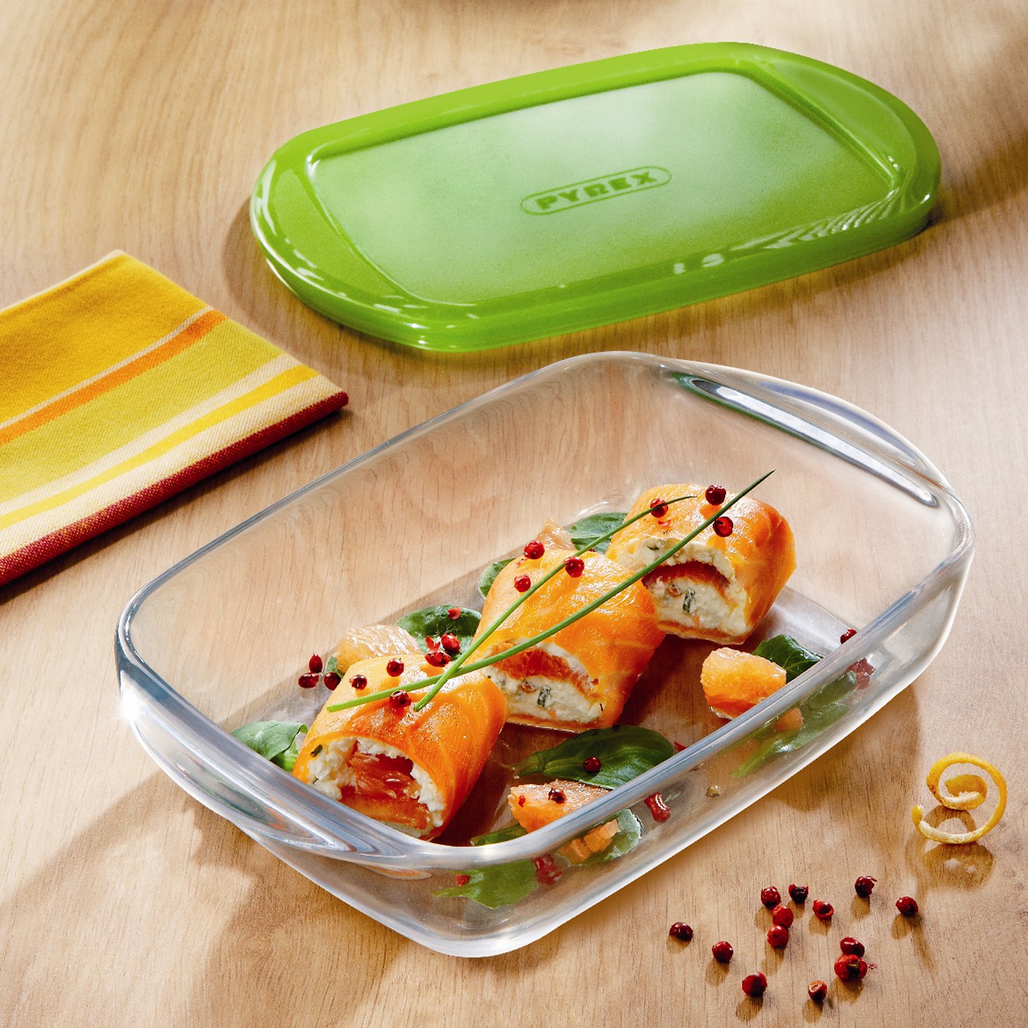 Pyrex C&S Basic Rectangular Dish with Lid 15 x 23 x 4.5 cm, Multi-coloured - Multi-coloured, 0.75 l - Image 2