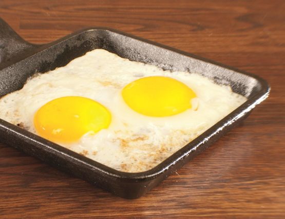Lodge Wonder Square Skillet, Mini, 12.7 cm - Image 2