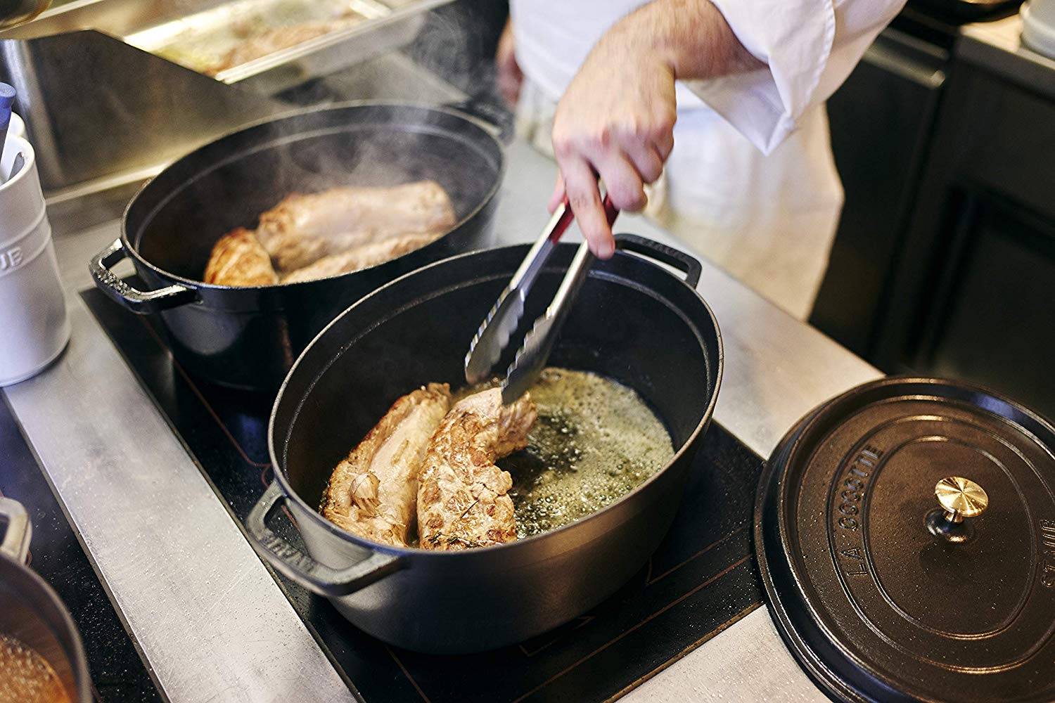 Staub Cast Iron Roaster/Cocotte, Oval 41 cm, 12 L, Black, diameter 41 cm - Image 4
