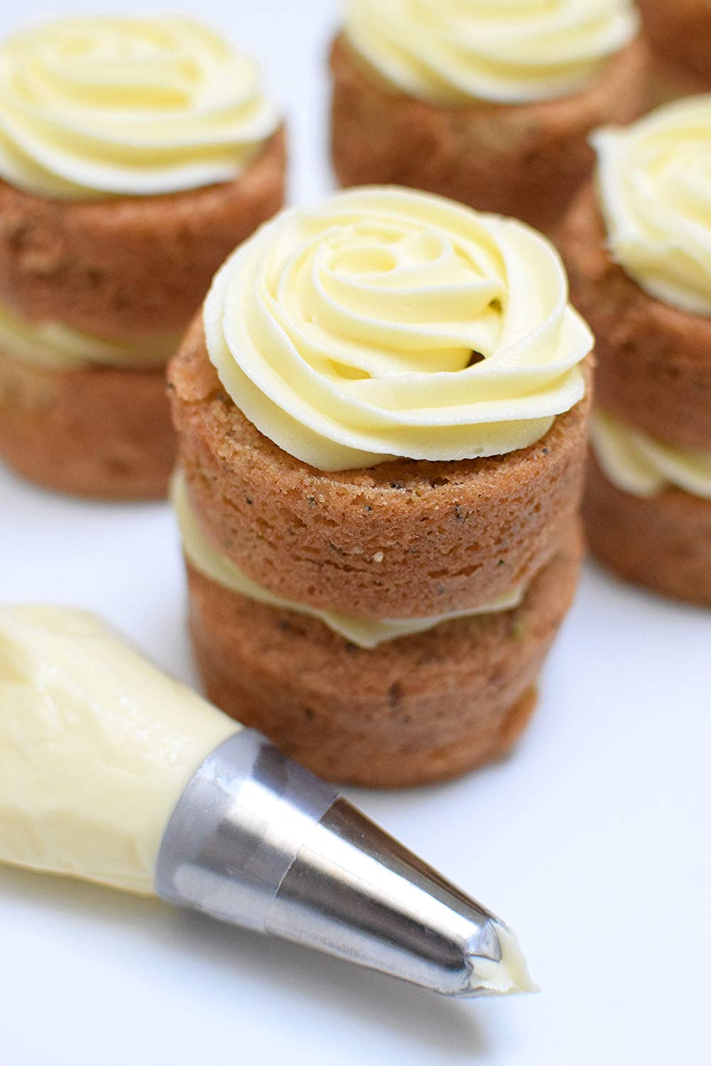 Tala Icing Bag Set with 14 Nozzles and Coupler BigaMart