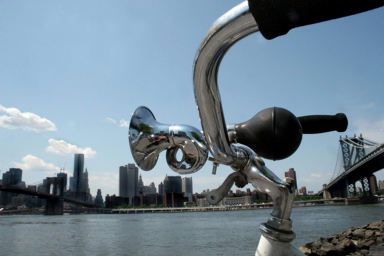 Kikkerland Bike Horn - Silver, Medium - Image 3