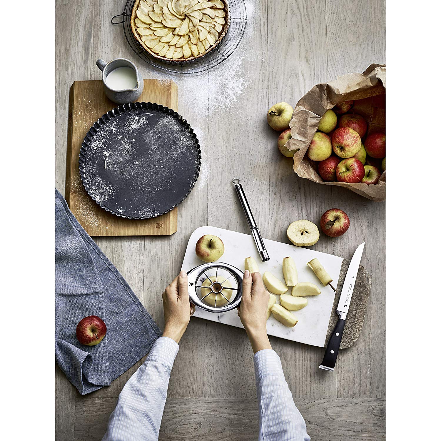 WMF Gourmet Apple Slicer Made from Cromargan, Silver, 16 x 12 x 2.2999999999999998 cm - Image 2
