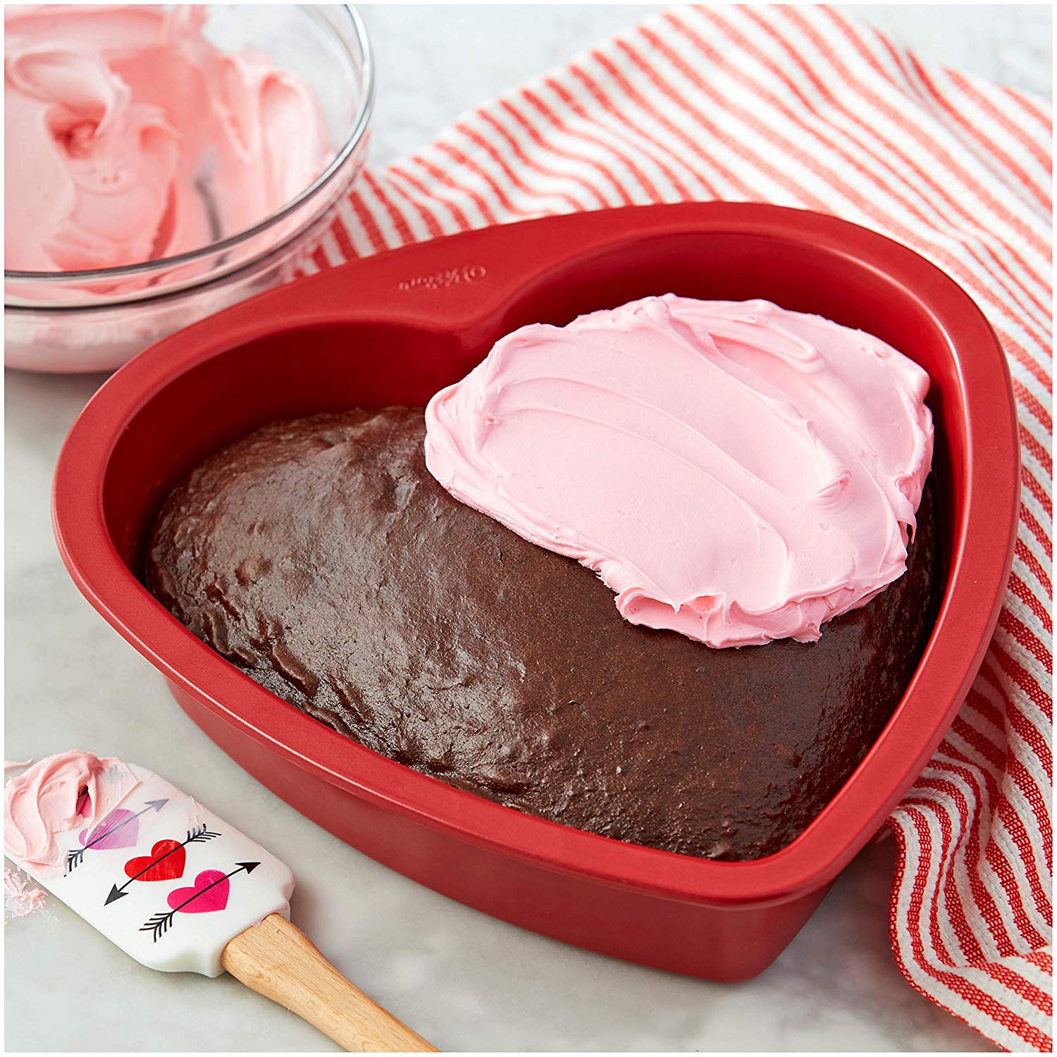 Wilton Novelty Cake Pan-Red Heart, Other, Multicoloured, 7.58 x 27.4 x 28.67 cm, Multicolor - Image 4