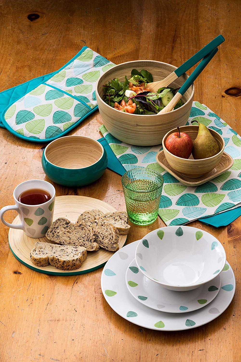 Premier Housewares Leaf Tea Towels - Set of 3, Green - Image 2