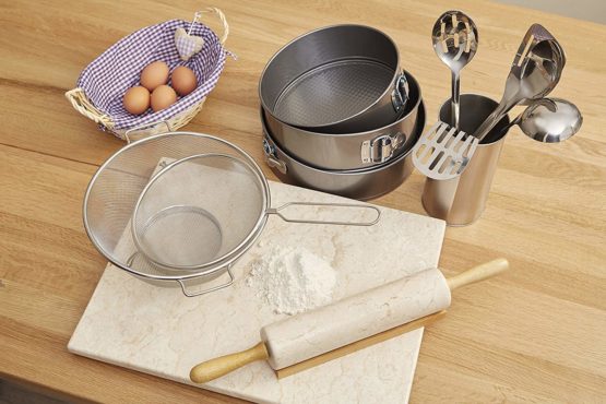 Premier Housewares 806253 Tea Strainer Sieve Metal Sieve Fine Mesh Stainless Steel Flour Sieve Kitchen Sieve Rice Sieve 6 x 35 x 19 cm - Image 2