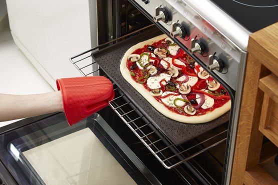 Lékué Pizza Mat, Silicone, Brown - Image 4