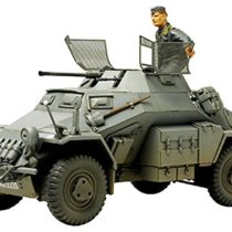 Tamiya 300035270 – 1: 35 WWII Special Purpose Vehicle 222 (1)