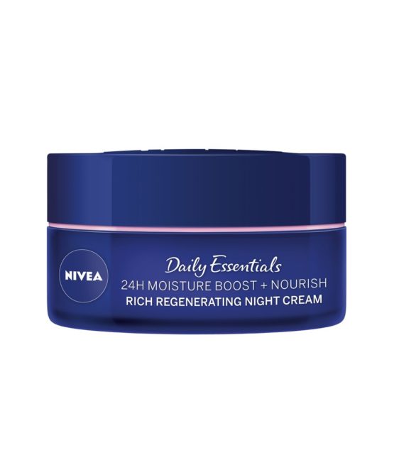 NIVEA Rich Regenerating Face Night Cream Pack of 3 (3 x 50ml), Almond Oil Moisturiser for Sensitive & Dry Skin, Perfect for your Skin Care Routine - Image 4