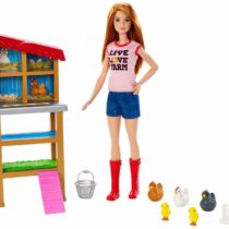 Barbie FXP15 Chicken Farmer Doll, Red Hair and Playset with Henhouse, Chickens and More