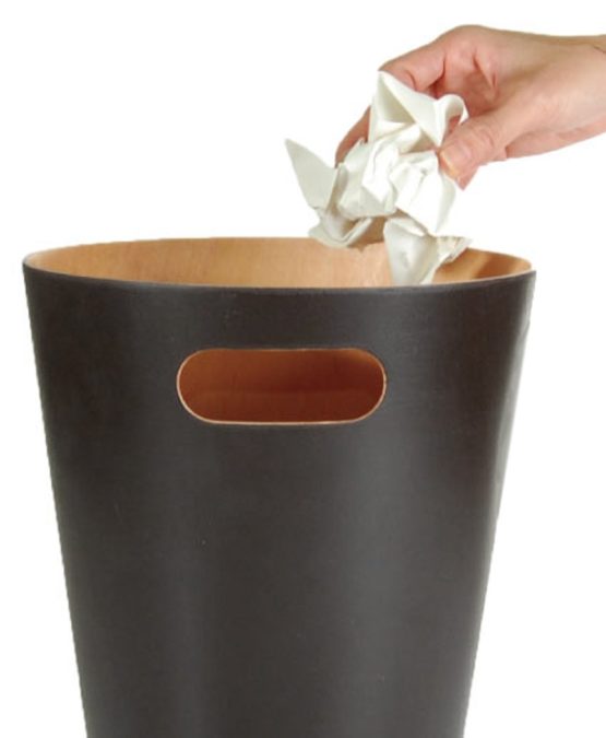 Umbra Woodrow Trash Can 2-Gallon (7.5 L) Capacity, Charcoal/Natural, Wood - Image 4