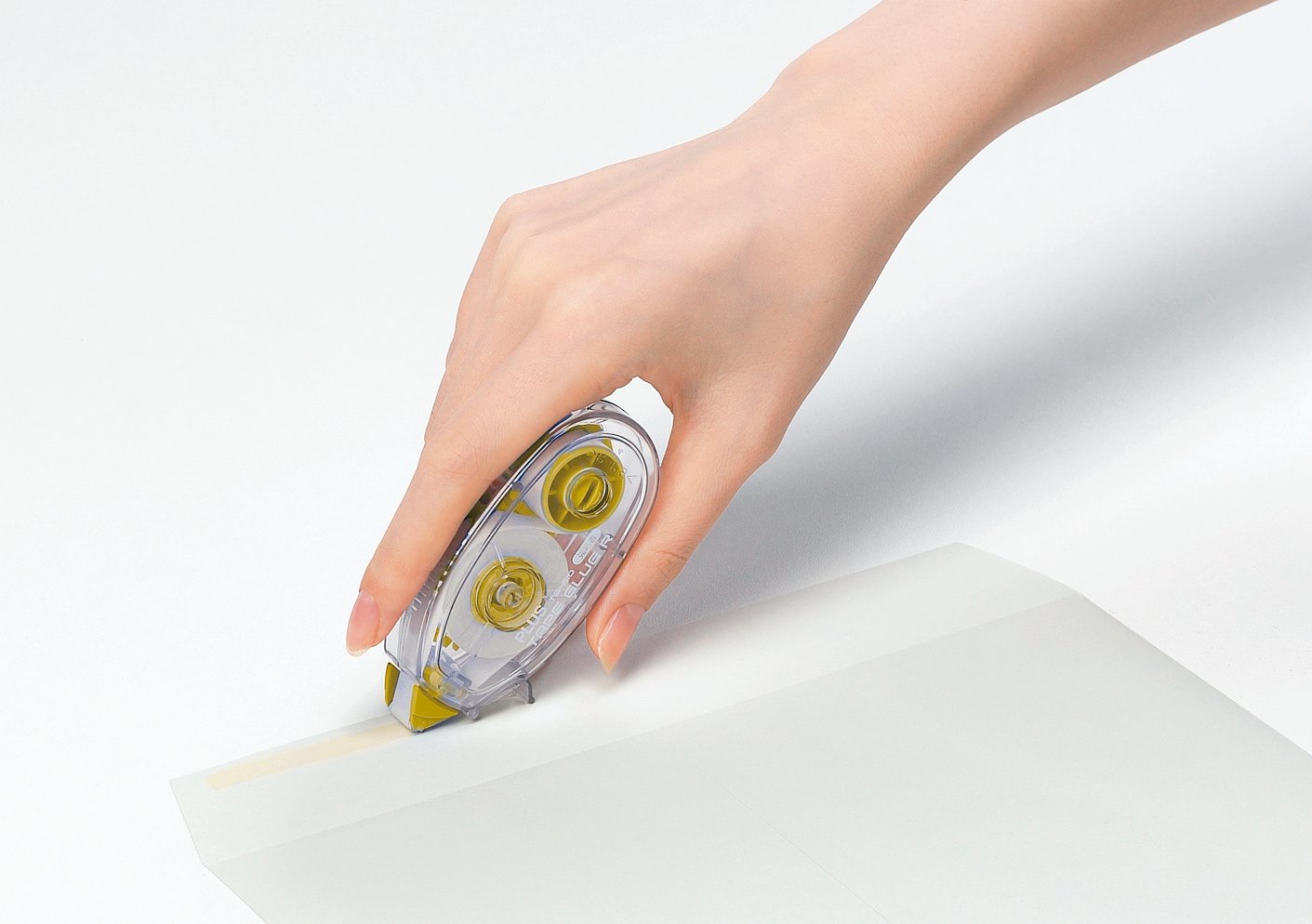 PLUS Japan, Glue Roller R Repostionable, 1 Piece Pack (1 x 1 Roller) TG-211, gelb - Image 3