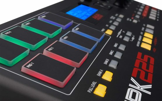 AKAI Professional MPK225 - Compact 25-Key Semi-Weighted USB MIDI Keyboard Controller Including Assignable MPC Controls Including 8 Pads, Q-Links, Buttons and Plug and Play Connectivity - Image 4