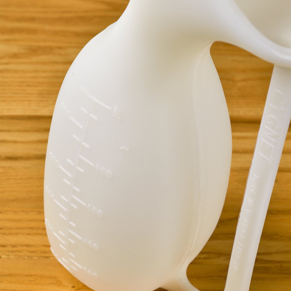 NRS Healthcare Female Urinal (Eligible for VAT relief in the UK), Clear, 1000 ml - Image 3