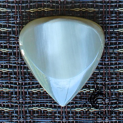 Jazz Tones Fat - White Horn - Individual Plectrum JAZF-WHH-1, 26mmx23.4mmx4mm - Image 2