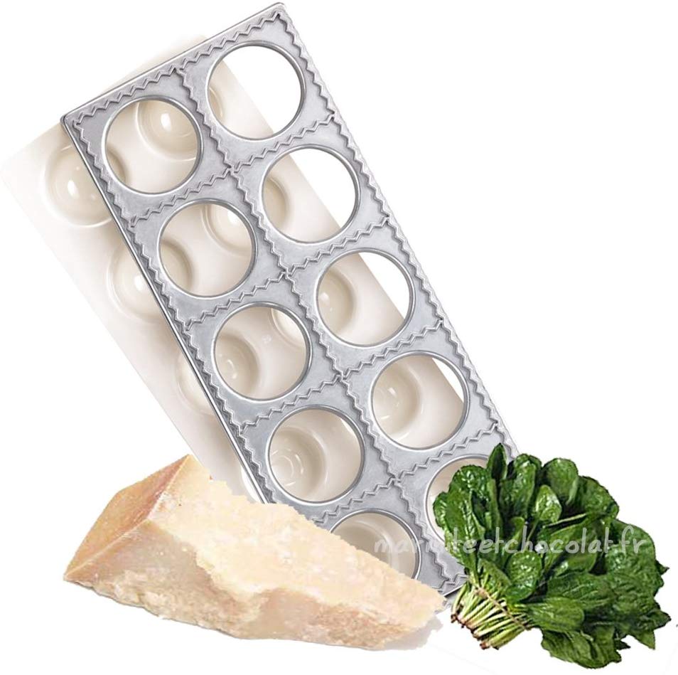 Pasta Party N7893 10-Piece Ravioli Press Kit Square Large, Grey, 1 - Pack - Image 3