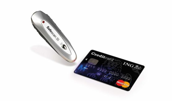Safescan 35 - Portable UV counterfeit detector with magnetic detection for the verification of banknotes - Suitable for polymer notes including the new £20 - Image 4