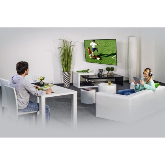 Hama TV wall bracket (tiltable, swivelling, fully mobile for televisions from 32 to 65 inches, incl. Fischer dowels, VESA up to 400x400, max. 35 kg) white - Image 2