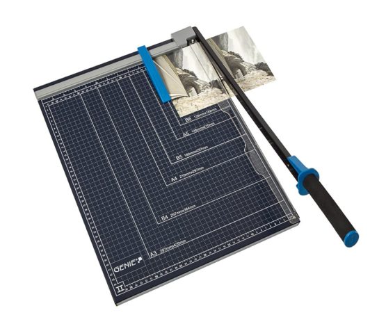 Genie GM Paper Lever Cutter (Suitable for Formats up to DIN, for Materials Such as Paper, Photos, Craft Cardboard etc, High-Quality Metal Worktop) Black/Blue for formats up to A3 - Image 3