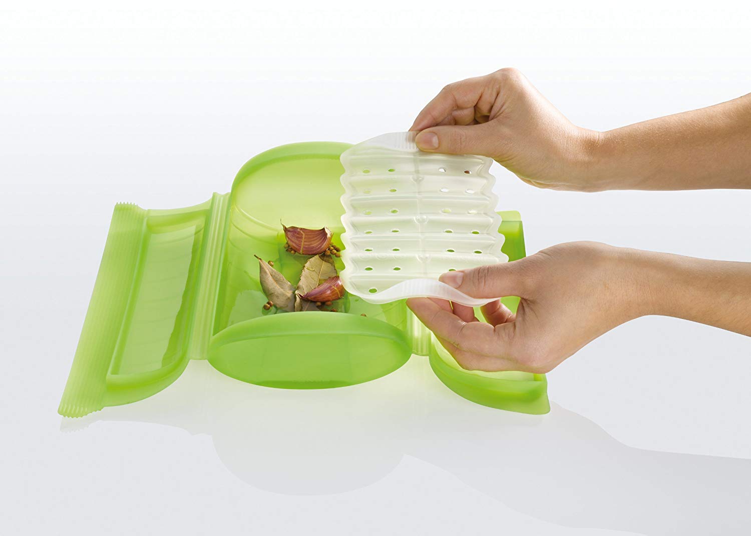 Lékué Steam Case, silicone Green, 1-2 people (650 ml), 15x10x8 cm - Image 2