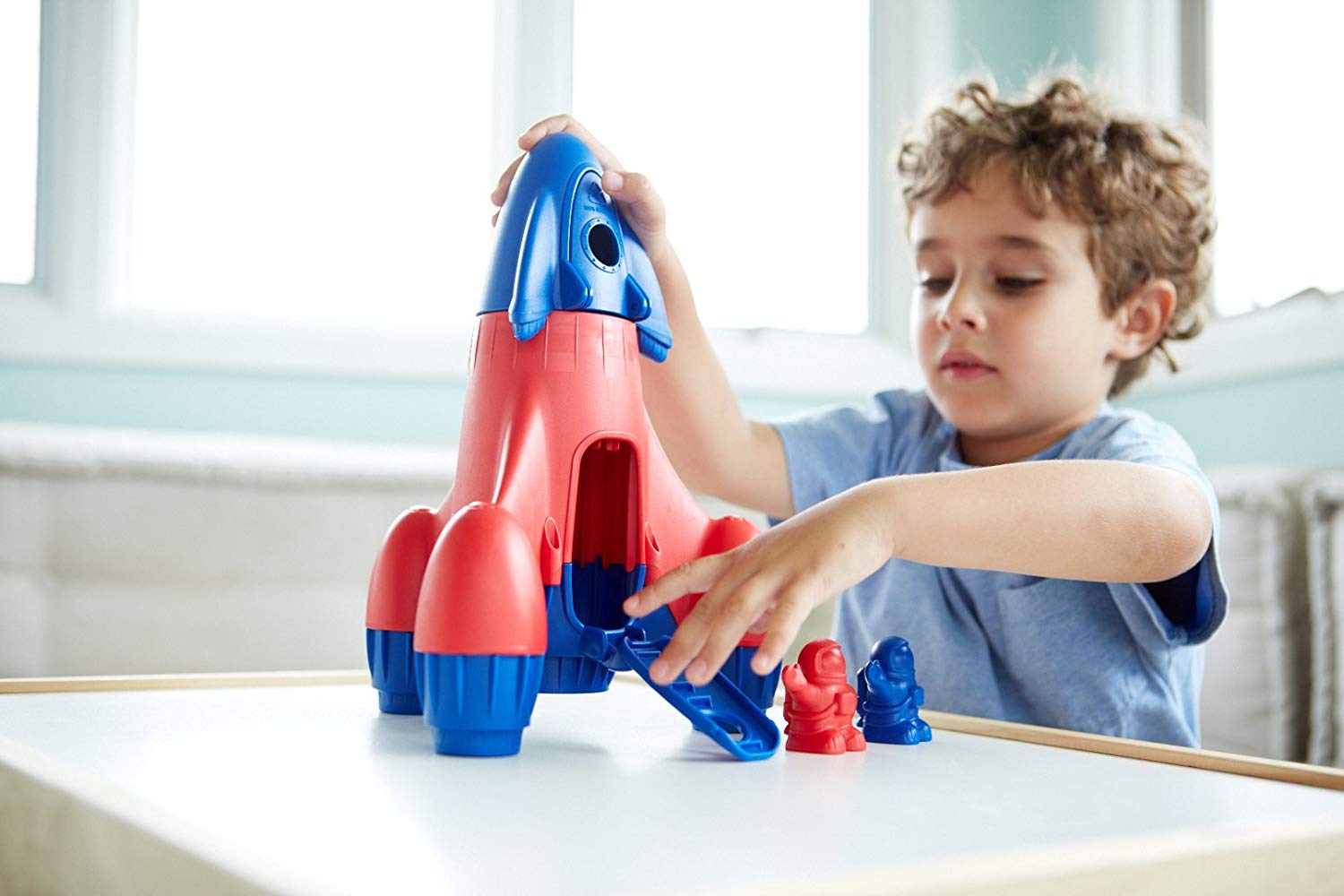 Green Toys Rocket with 2 Astronauts Toy Vehicle Playset, Red/Blue - Image 4