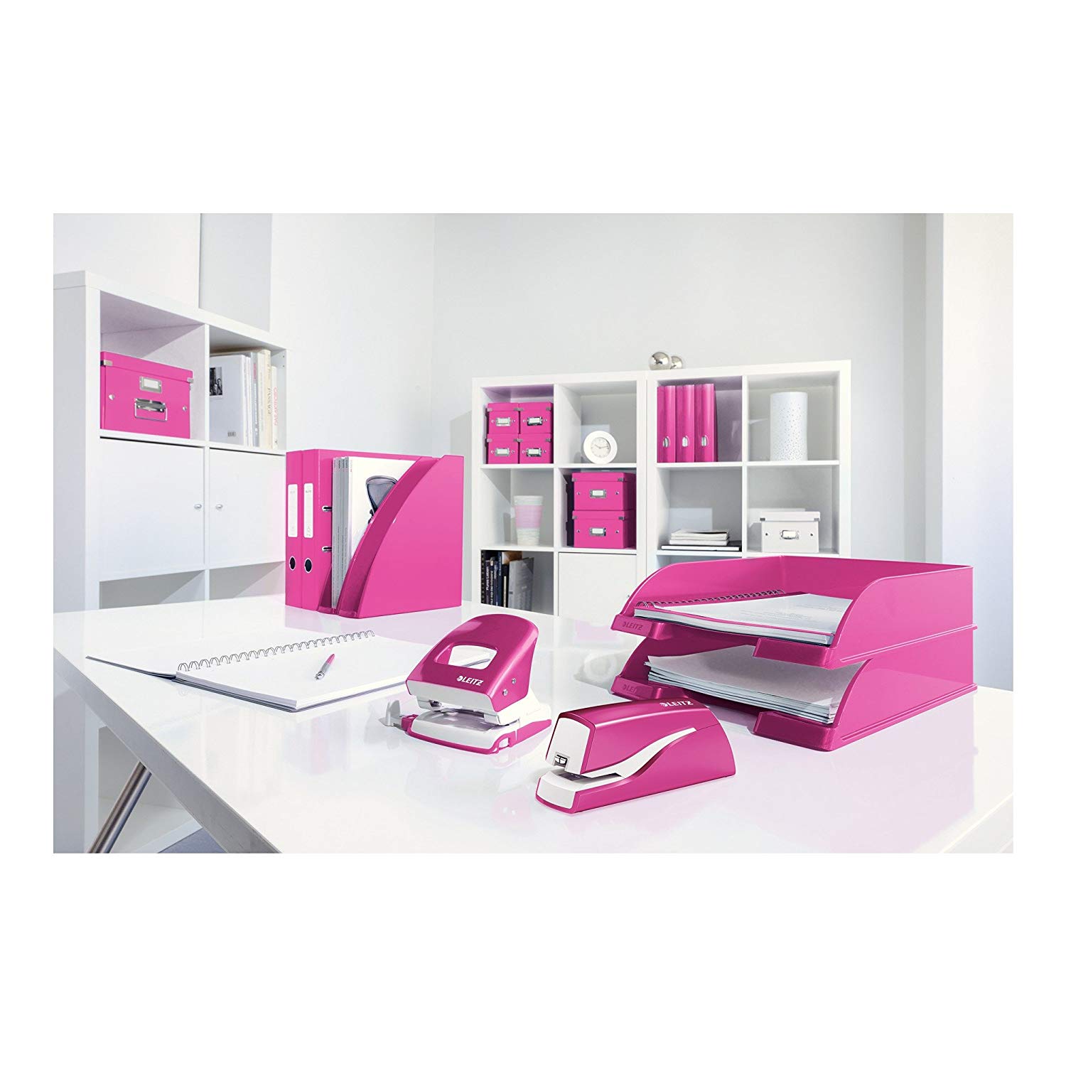 Leitz 5502 Stapler Half Strip Throat 60mm for 26/6 24/6 Capacity 30 Sheets Metallic Pink Ref 55022023, Metallic Green - Image 2