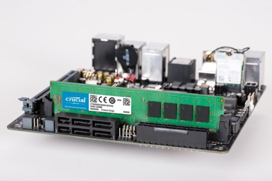 Crucial RAM CT2K4G4DFS824A 8GB Kit (2x4GB) DDR4 2400 MHz CL17 Desktop Memory - Image 4