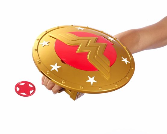 Mattel DC Comics DMP06 Superhero Girls Wonder Women Shield - Image 3