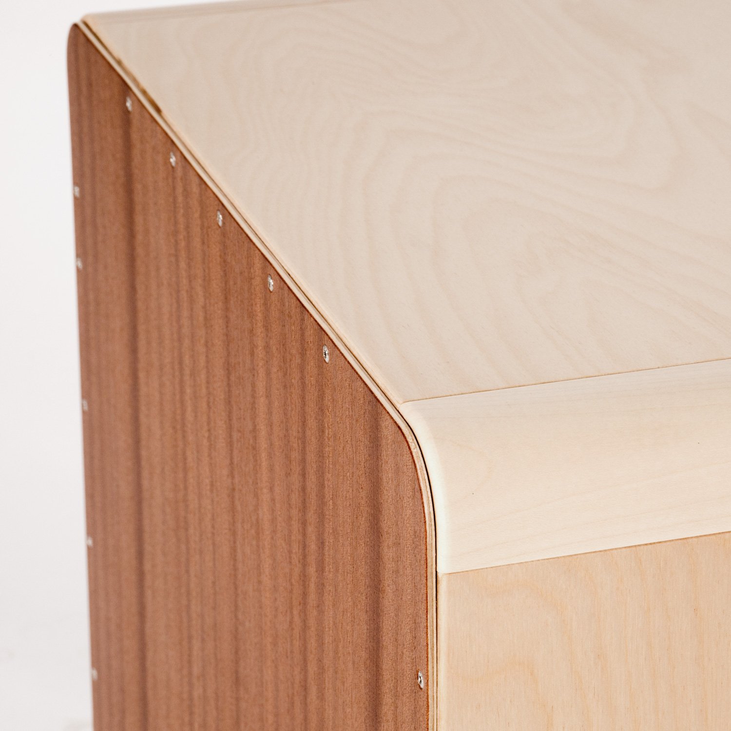 Sela SE 099 Bass Cajon, 15 mm birch body, 2 playing surfaces, Sela Snare System, Made in Germany, natural - Image 4