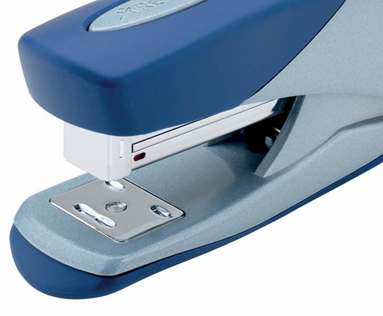 Rexel Matador Half Strip Stapler, 25 Sheet Capacity, Uses 24/6 and 26/6 Staples, Metal Body, Blue/Silver, 2100951 - Image 3