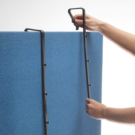 Deflecto A4 Landscape Literature File with Hanging Bracket - Crystal - Image 2