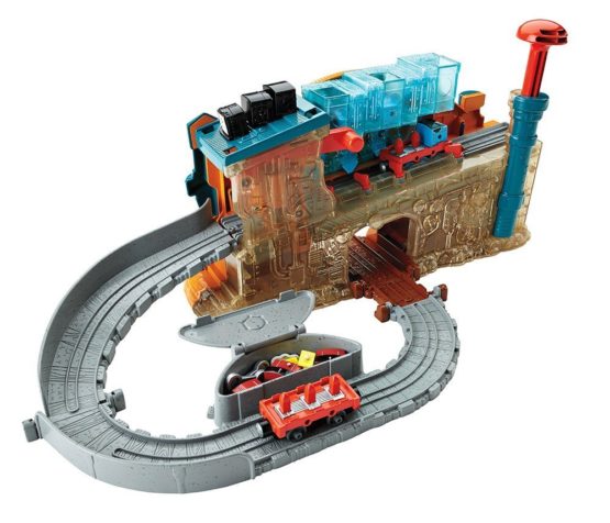 Thomas & Friends DMV91 Take-n-Play Engine Maker Playset - Image 4