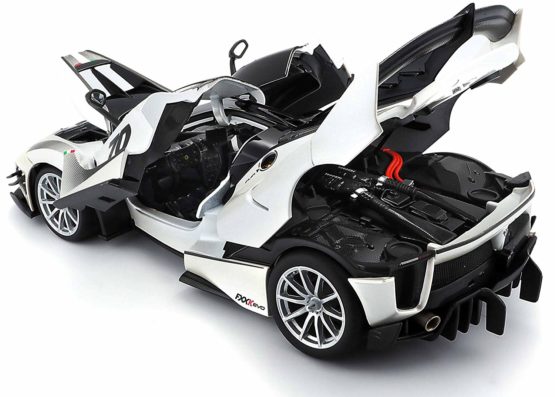 Bburago 18-16012 1:18 Race and Play Ferrari FXX K Evoluzione, Mixed - Image 3