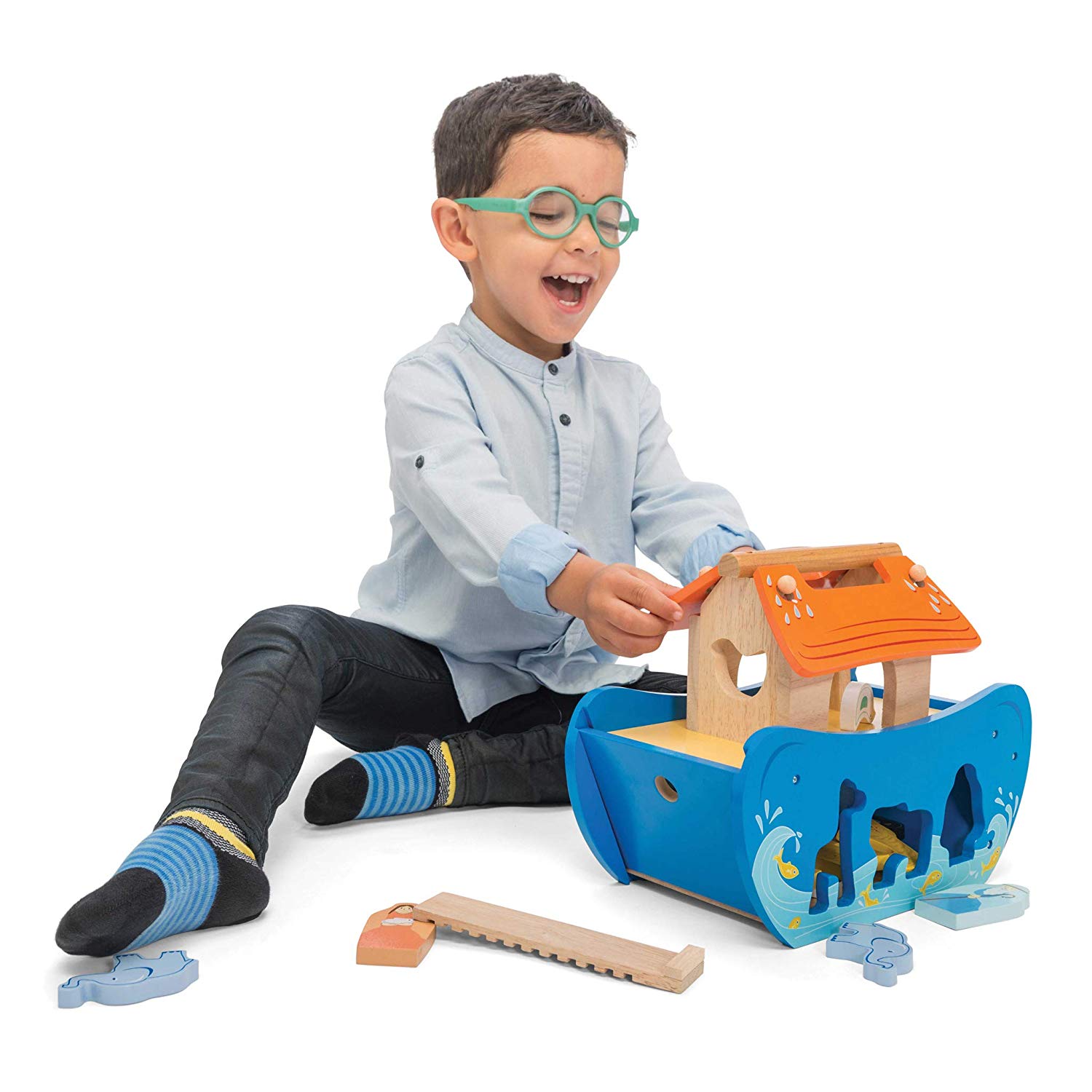 Le Toy Van TV212 Noah's Shape Sorter - Image 3