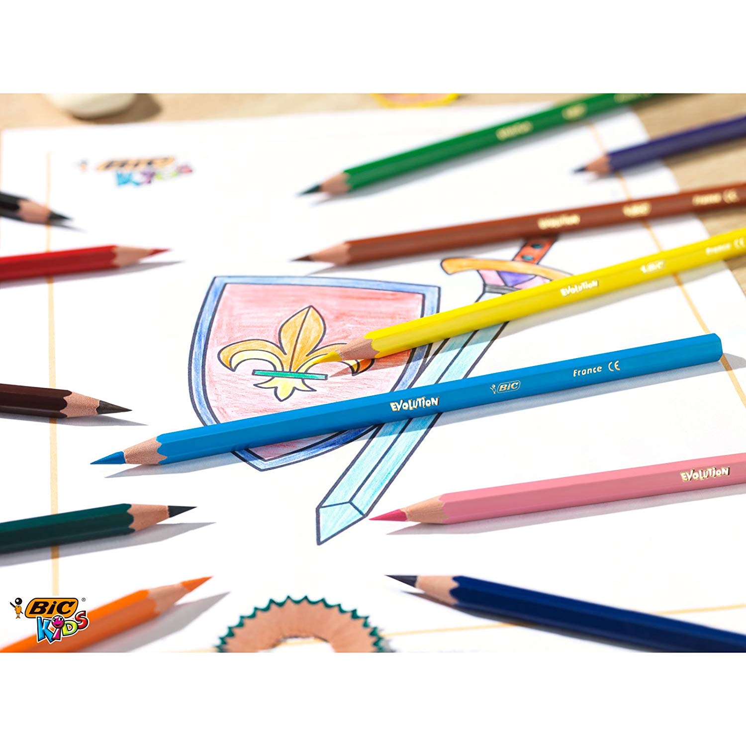 BIC Kids Colouring Set - Case of 30 Colouring Products - 18 Pencils and 12 Felt-Tip Colouring Pens in Convenient Plastic Case - Image 3