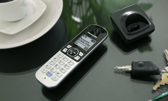 Panasonic KX-TG6812EB Twin DECT Phone - Black/Silver - Image 3
