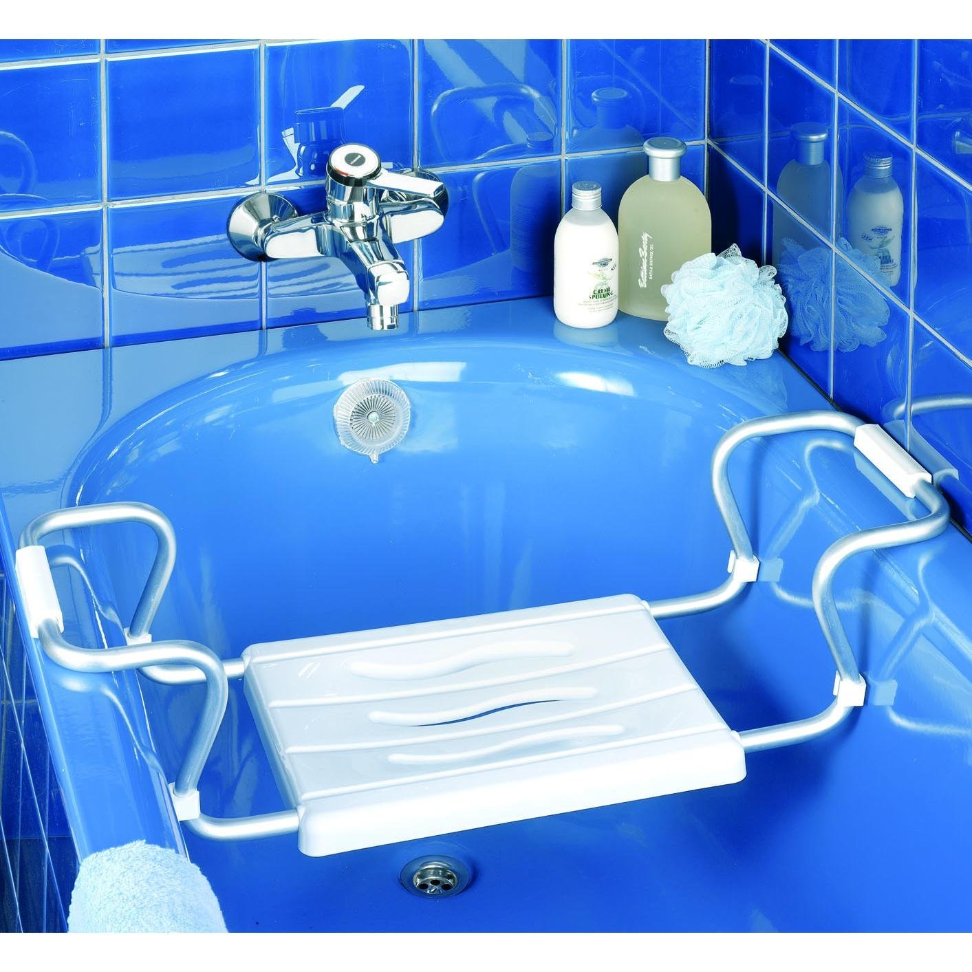 WENKO 17930100 Bathtub seat Secura - extendable, 150 kg Load-Bearing Capacity, Plastic, 55-65 x 18 x 26 cm, White - Image 2